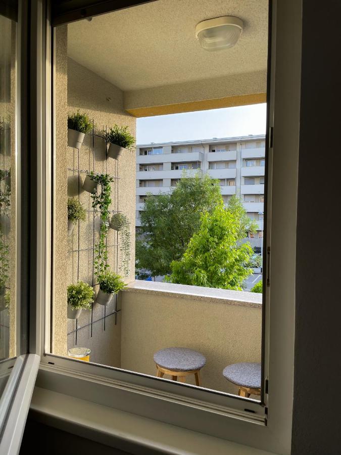 Apartman Welcome To Tresnjevka Zágráb Kültér fotó